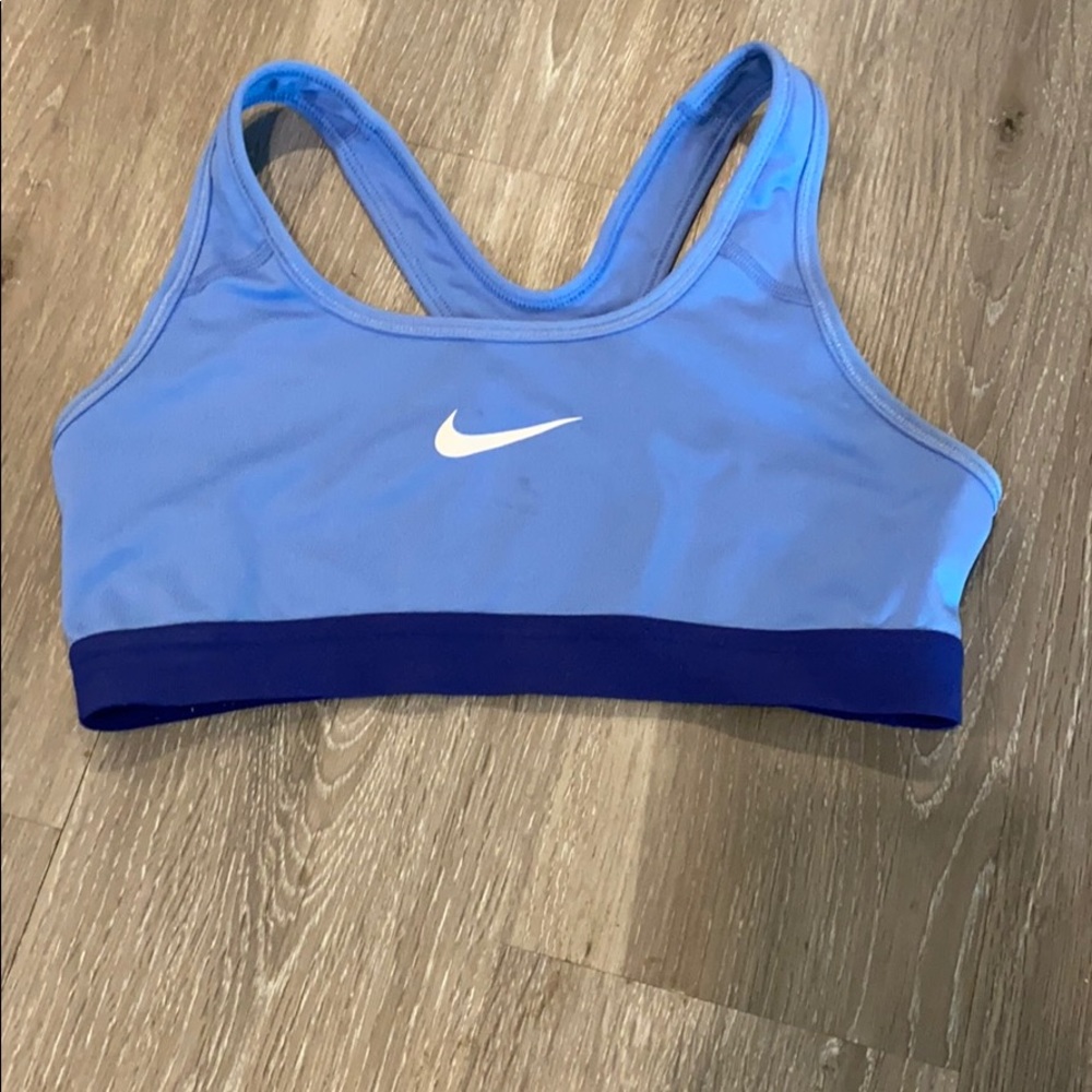 Sports bra